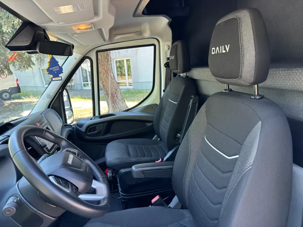 Iveco-Daily-Autolaweta-z-kabiną--9